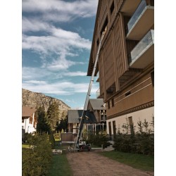 Möbellift auf Anhänger 24m